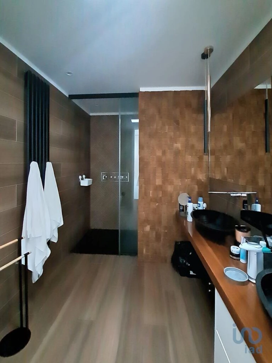 Moradia T3 para Venda em Madalena Foto 12