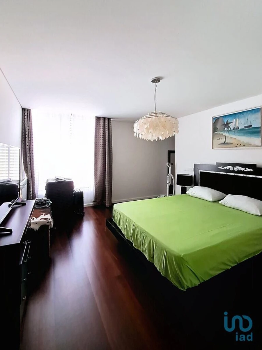 Moradia T3 para Venda em Madalena Foto 9