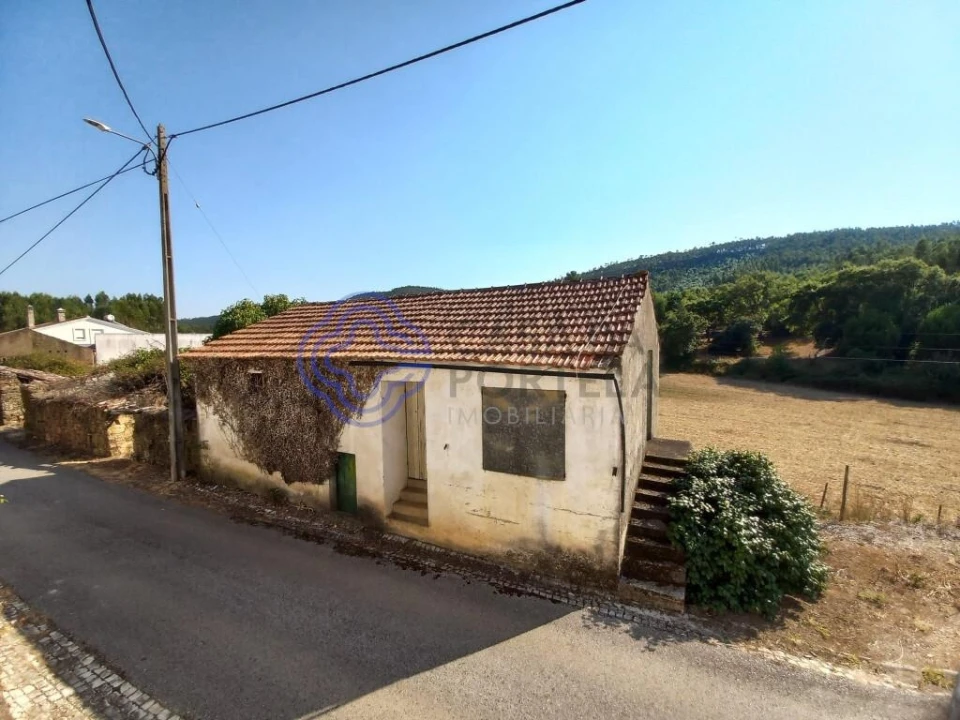 Armazém para Venda em Areias e Pias Foto 1