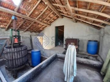 Armazém para Venda em Areias e Pias