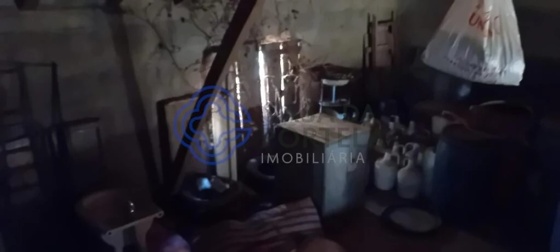 Armazém para Venda em Areias e Pias Foto 8