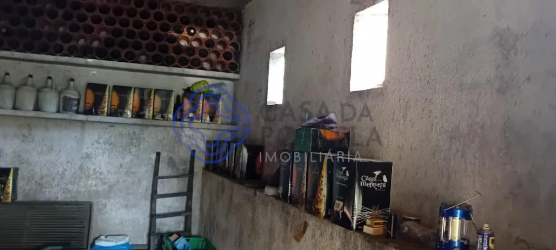 Armazém para Venda em Areias e Pias Foto 14
