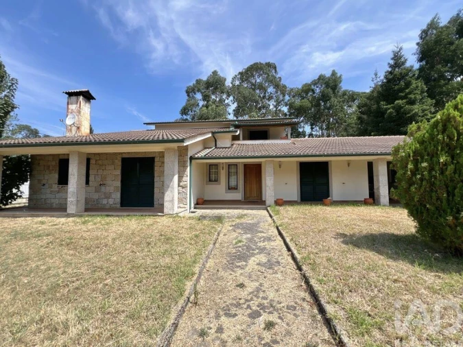 Moradia T4 para Venda em Vouzela e Paços de Vilharigues Foto 23