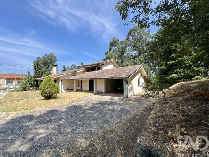 Moradia T4 para Venda em Vouzela e Paços de Vilharigues Foto 28