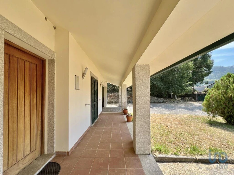 Moradia T4 para Venda em Vouzela e Paços de Vilharigues Foto 3