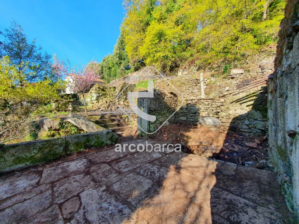 Moradia T5 para Venda em Padreiro (Salvador e Santa Cristina) Foto 14