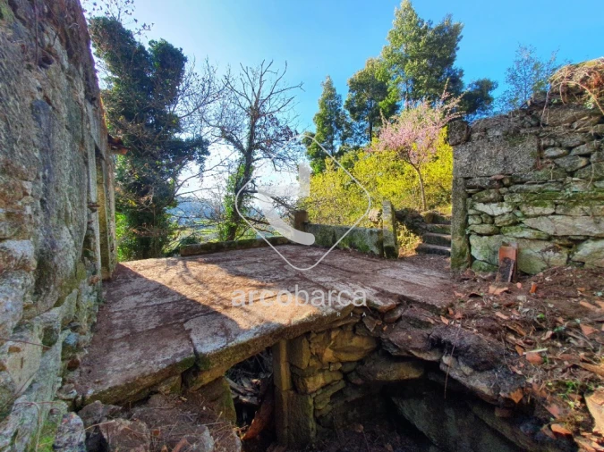 Moradia T5 para Venda em Padreiro (Salvador e Santa Cristina) Foto 15