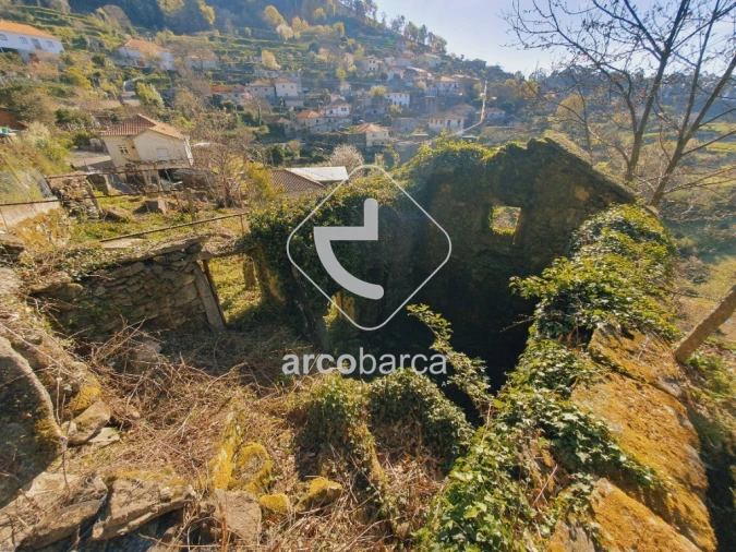 Moradia T5 para Venda em Padreiro (Salvador e Santa Cristina) Foto 7