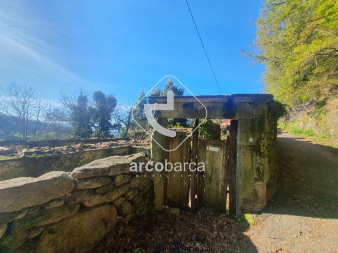 Moradia T5 para Venda em Padreiro (Salvador e Santa Cristina) Foto 34