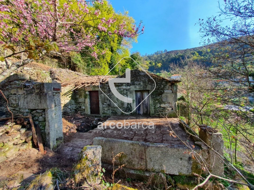 Moradia T5 para Venda em Padreiro (Salvador e Santa Cristina) Foto 21