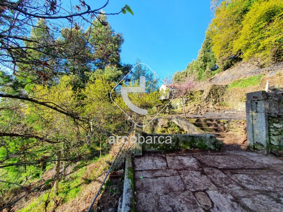 Moradia T5 para Venda em Padreiro (Salvador e Santa Cristina) Foto 17