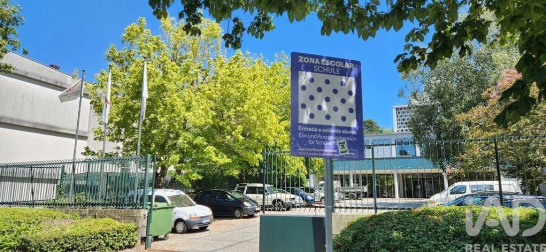 Apartamento T5 para Venda em Lordelo do Ouro e Massarelos Foto 18