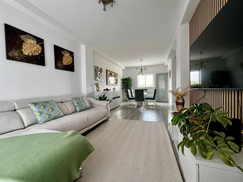 Apartamento T3 para Venda em Carapinheira Foto 3