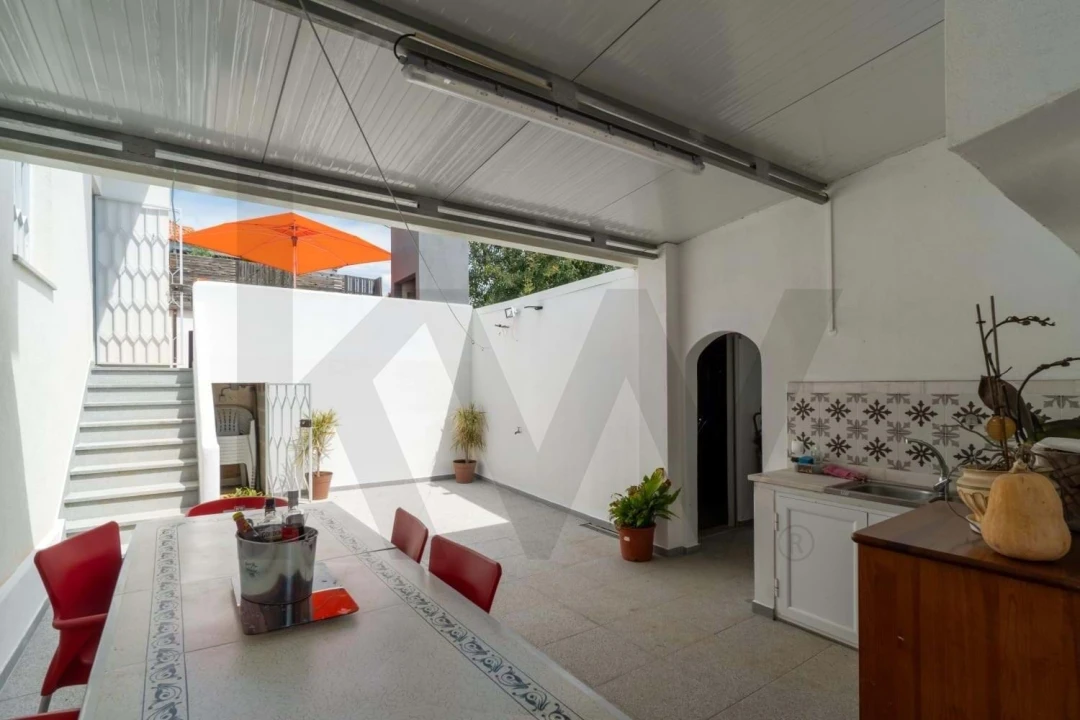 Moradia T2 para Venda em Olhão Foto 9