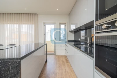 Apartamento T2 para Venda em Cedofeita, Santo Ildefonso, Sé, Miragaia, São Nicolau e Vitória