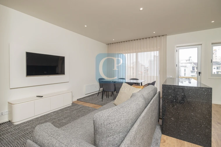Apartamento T2 para Venda em Cedofeita, Santo Ildefonso, Sé, Miragaia, São Nicolau e Vitória Foto 3