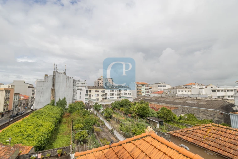 Apartamento T2 para Venda em Cedofeita, Santo Ildefonso, Sé, Miragaia, São Nicolau e Vitória Foto 26