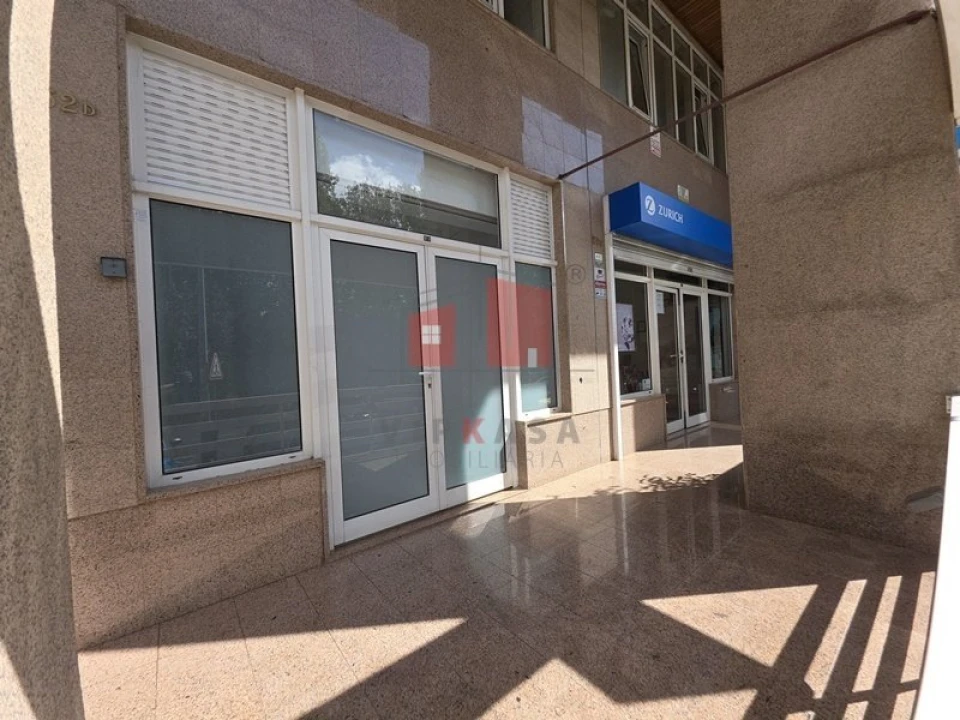 Apartamento T0 para Venda em Queluz e Belas Foto 2