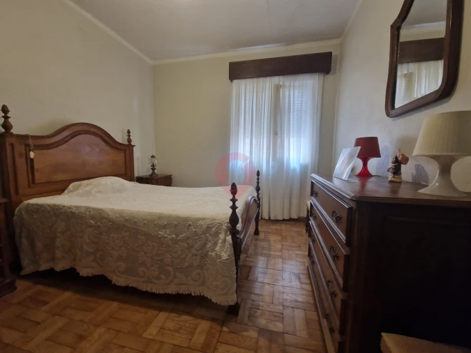 Moradia T4 para Venda em Barbeita Foto 8