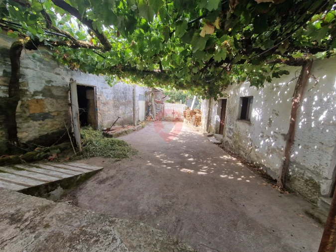 Moradia T4 para Venda em Barbeita Foto 13