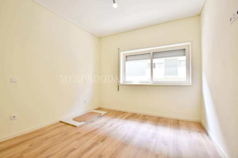 Apartamento T3 para Venda em Espinho Foto 8