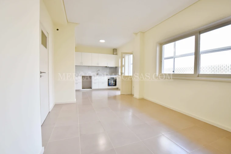 Apartamento T3 para Venda em Espinho Foto 2