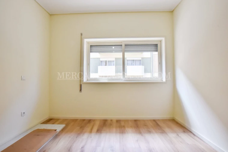 Apartamento T3 para Venda em Espinho Foto 13