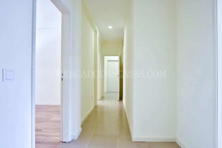 Apartamento T3 para Venda em Espinho Foto 15