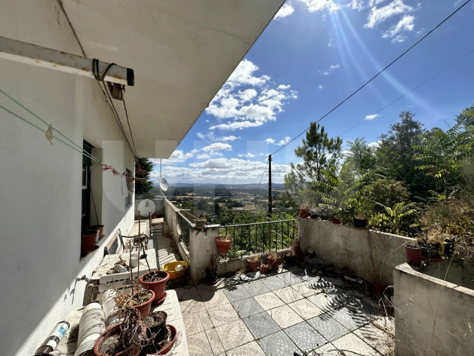 Apartamento T2 para Venda em Covilhã e Canhoso Foto 18