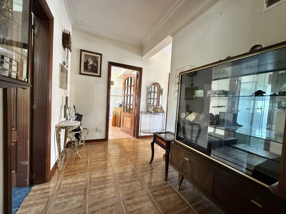 Apartamento T2 para Venda em Covilhã e Canhoso Foto 11