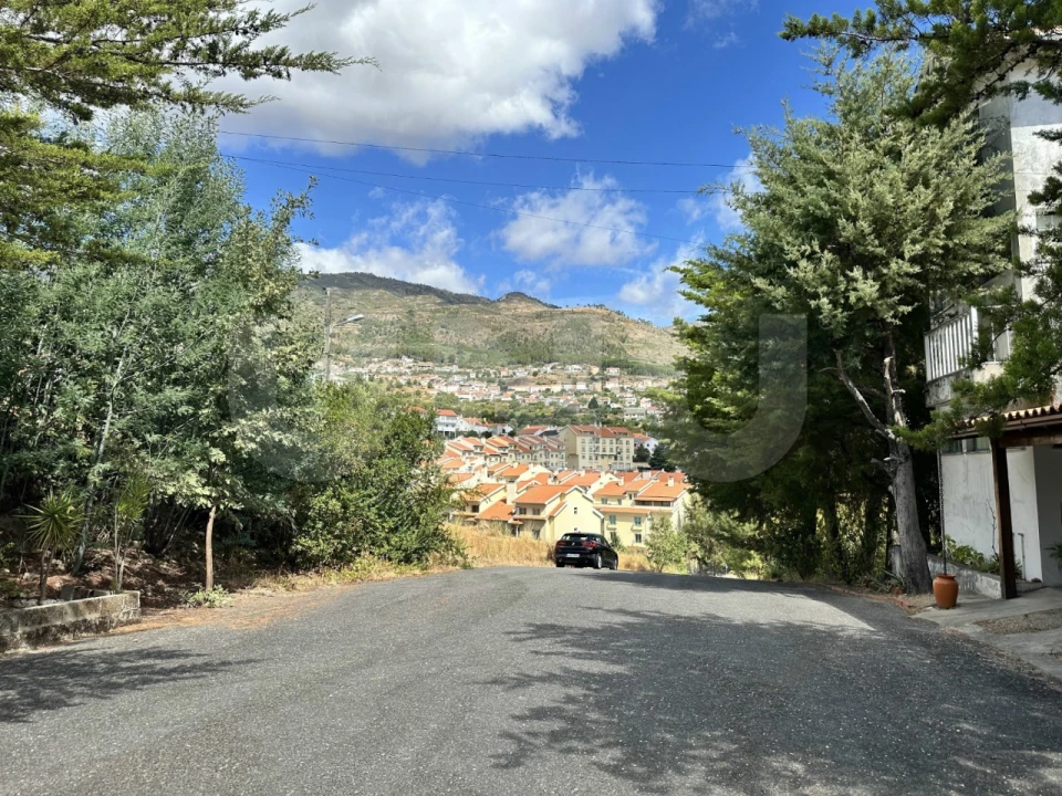 Apartamento T2 para Venda em Covilhã e Canhoso Foto 40