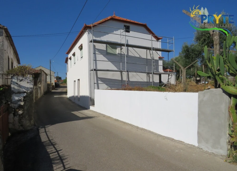 Moradia T3 para Venda em Cernache do Bonjardim, Nesperal e Palhais Foto 3