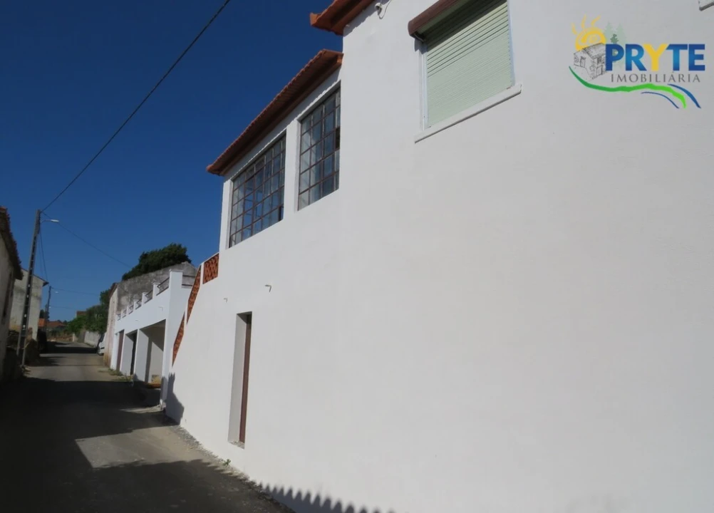 Moradia T3 para Venda em Cernache do Bonjardim, Nesperal e Palhais Foto 4