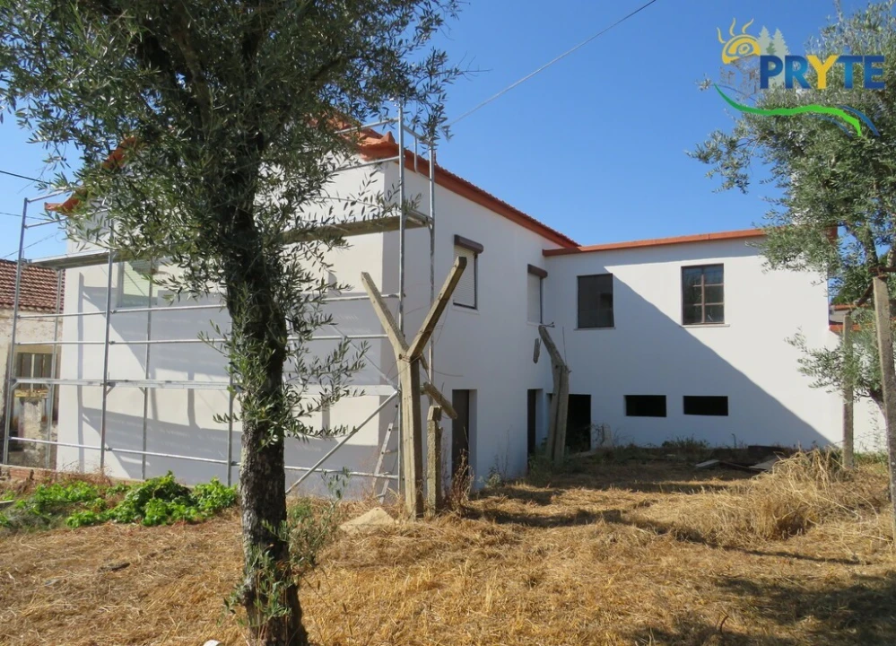 Moradia T3 para Venda em Cernache do Bonjardim, Nesperal e Palhais Foto 5