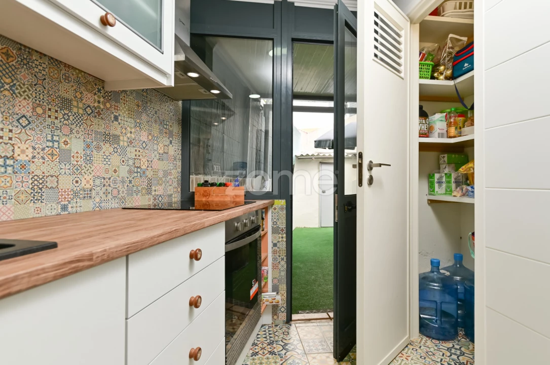 Apartamento T1 para Venda em Pontinha e Famões Foto 10