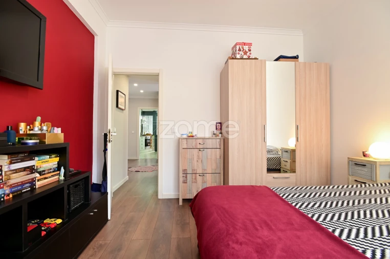 Apartamento T1 para Venda em Pontinha e Famões Foto 5