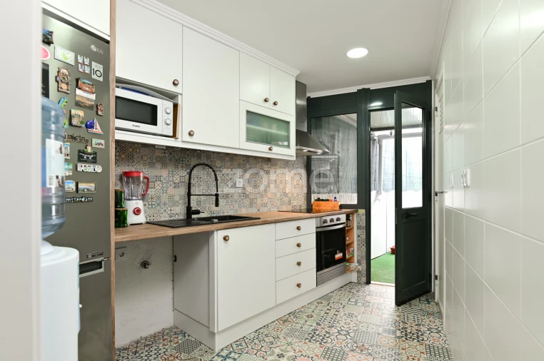 Apartamento T1 para Venda em Pontinha e Famões Foto 8