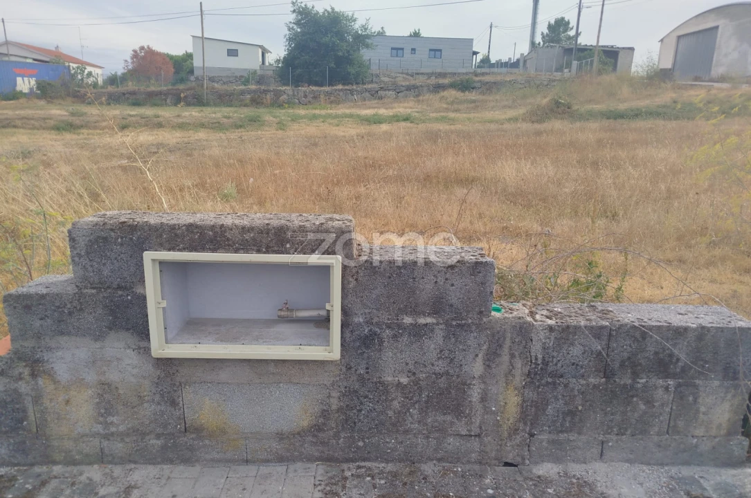 Terreno para Venda em Mangualde, Mesquitela e Cunha Alta Foto 1
