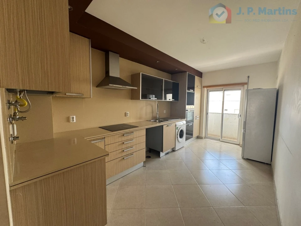 Apartamento T3 para Venda em Barreiro e Lavradio Foto 2