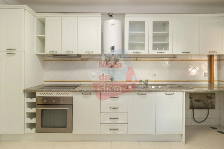 Moradia T3 para Venda em Caparica e Trafaria Foto 3