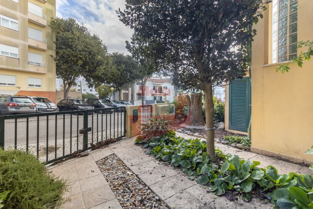 Moradia T3 para Venda em Caparica e Trafaria Foto 43