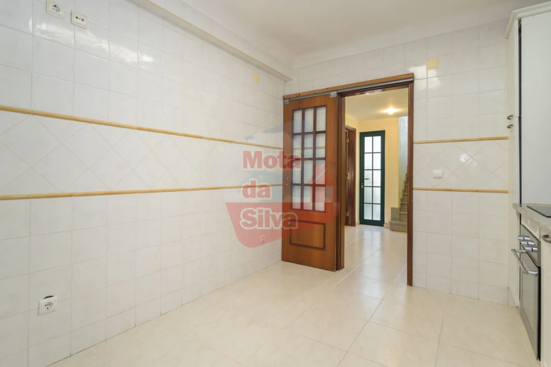 Moradia T3 para Venda em Caparica e Trafaria Foto 7