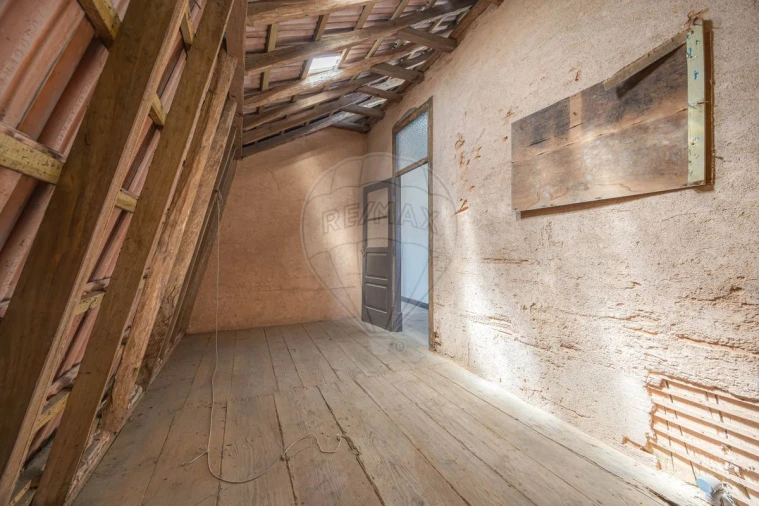 Prédio para Venda em A dos Cunhados e Maceira Foto 27