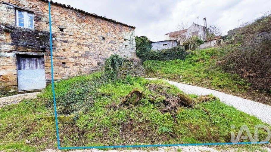 Moradia T3 para Venda em Aguda Foto 15