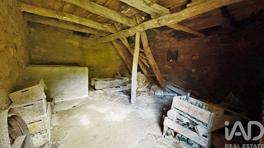 Moradia T3 para Venda em Aguda Foto 17