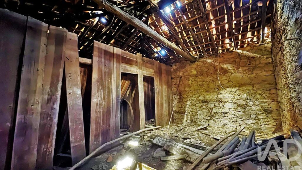 Moradia T3 para Venda em Aguda Foto 20