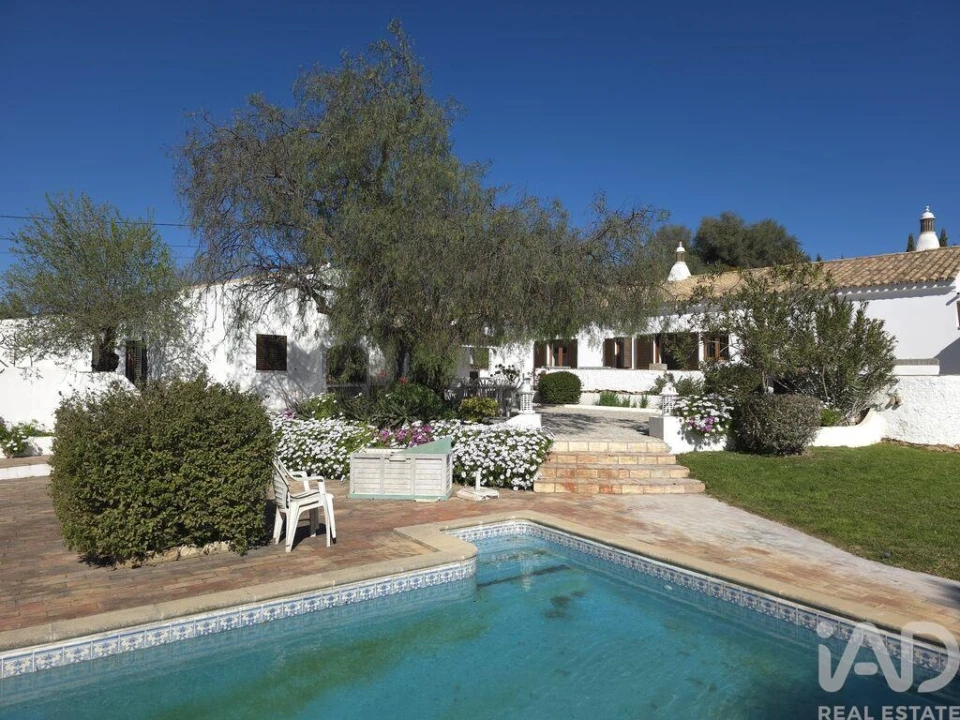 Moradia T4 para Venda em Boliqueime Foto 1