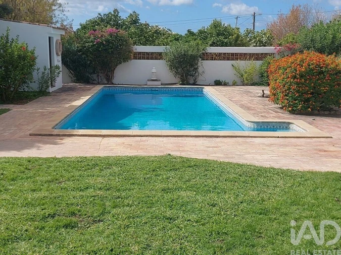 Moradia T4 para Venda em Boliqueime Foto 17