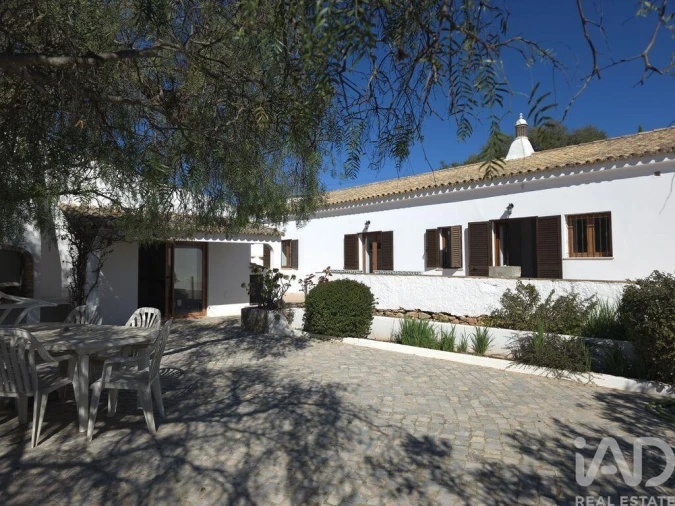 Moradia T4 para Venda em Boliqueime Foto 2