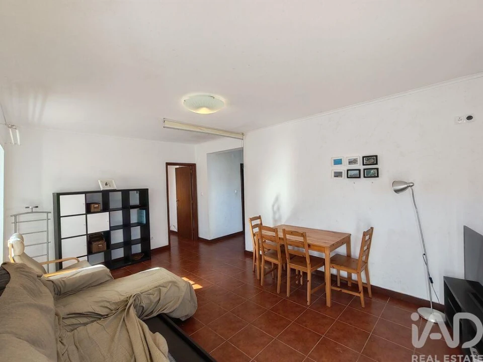 Moradia T1 para Venda em Ribeiras Foto 1